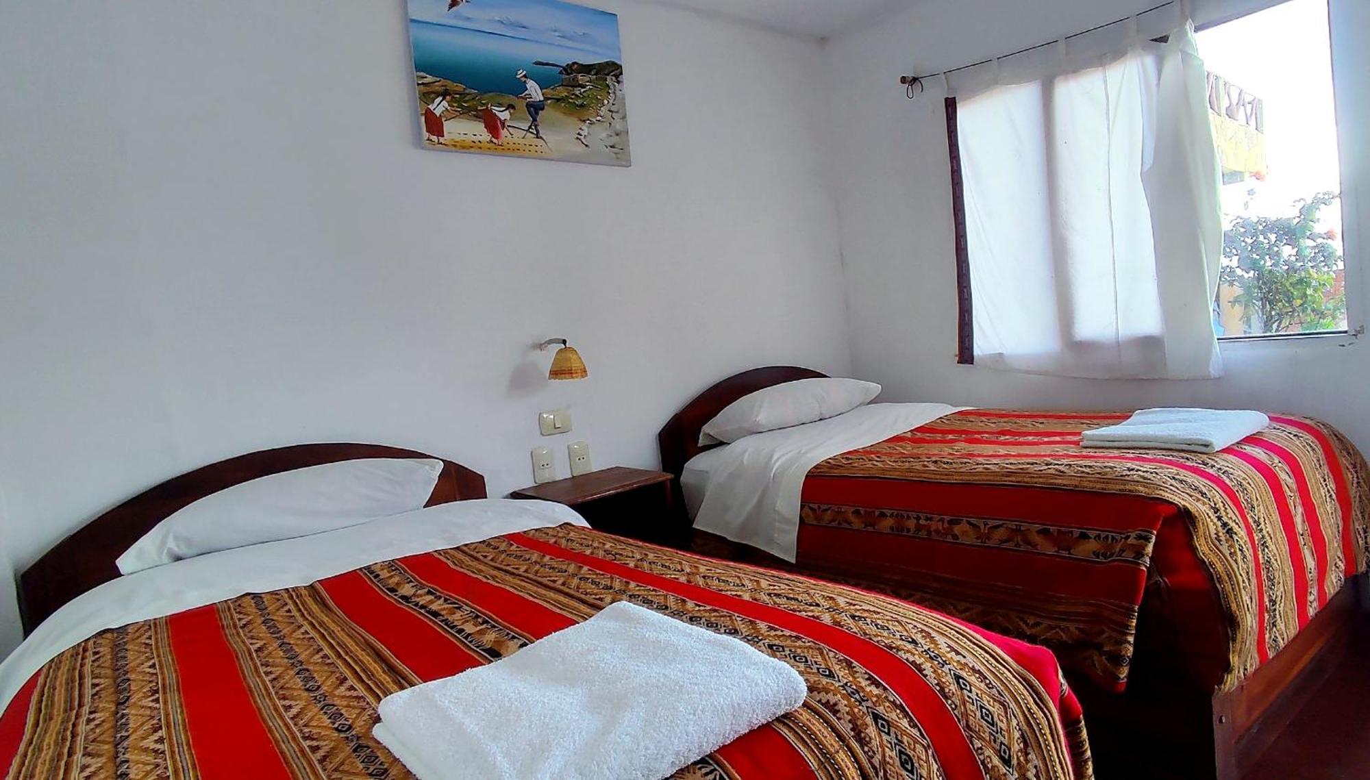 Titi Qala Hostel Comunidad Challapampa Extérieur photo